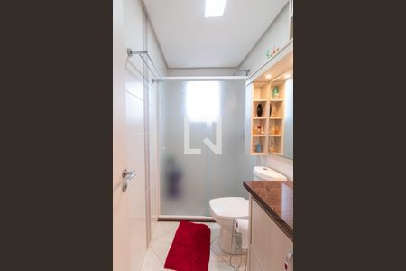 Apartamento à venda com 110m², 3 quartos e 2 vagas Apartamento à venda com 110m², 3 quartos e 2 vagasBanheiro da Suíte