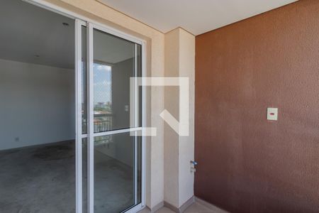 Sacada  de apartamento à venda com 2 quartos, 56m² em Vila Caraguatá, São Paulo