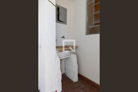 Casa à venda com 300m², 4 quartos e 2 vagas Casa à venda com 300m², 4 quartos e 2 vagasBanheiro