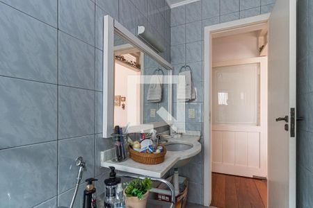 Apartamento à venda com 180m², 3 quartos e 2 vagas Apartamento à venda com 180m², 3 quartos e 2 vagasBanheiro Social