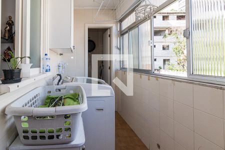 Apartamento à venda com 180m², 3 quartos e 2 vagas Apartamento à venda com 180m², 3 quartos e 2 vagasÁrea de Serviço