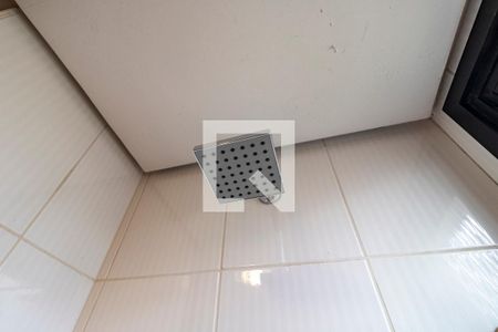 Apartamento à venda com 111m², 3 quartos e 2 vagasBanheiro 2 - Chuveiro