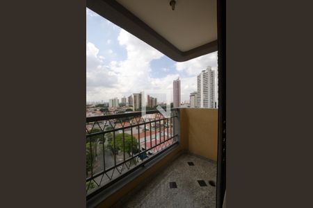 Apartamento à venda com 95m², 3 quartos e 2 vagasVaranda