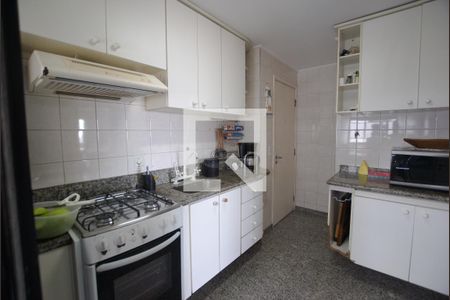 Apartamento à venda com 95m², 3 quartos e 2 vagasCozinha