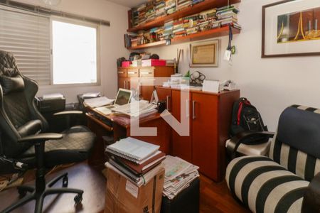Apartamento à venda com 202m², 4 quartos e 3 vagas Apartamento à venda com 202m², 4 quartos e 3 vagasQuarto 3