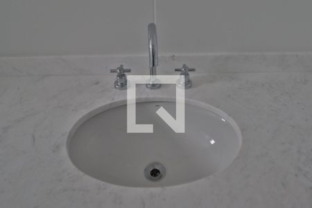 Apartamento à venda com 275m², 4 quartos e 4 vagasBanheiro da Suíte 2