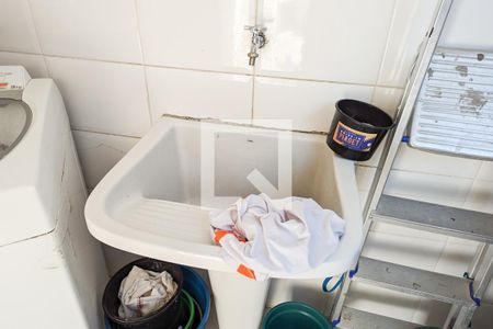 Casa à venda com 350m², 4 quartos e 2 vagas Casa à venda com 350m², 4 quartos e 2 vagasÁrea de serviço