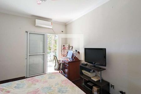 Casa à venda com 350m², 4 quartos e 2 vagas Casa à venda com 350m², 4 quartos e 2 vagasQuarto da suíte 3