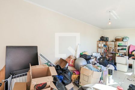 Casa à venda com 350m², 4 quartos e 2 vagas Casa à venda com 350m², 4 quartos e 2 vagasSalão