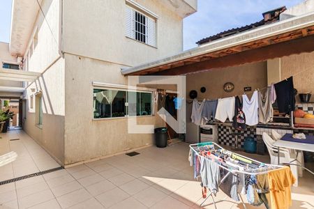 Casa à venda com 350m², 4 quartos e 2 vagas Casa à venda com 350m², 4 quartos e 2 vagasChurrasqueira e quintal