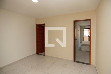 Hall dos quartos de casa à venda com 2 quartos, 210m² em Todos Os Santos, Rio de Janeiro