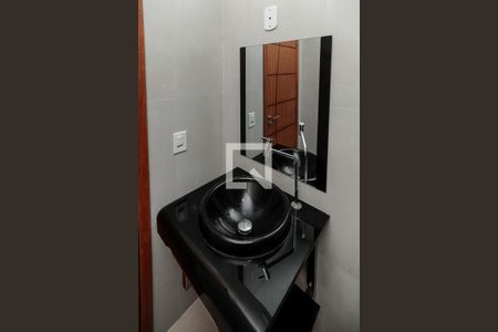 Banheiro de casa à venda com 2 quartos, 210m² em Todos Os Santos, Rio de Janeiro