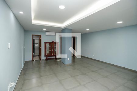 Sala  de casa à venda com 2 quartos, 210m² em Todos Os Santos, Rio de Janeiro