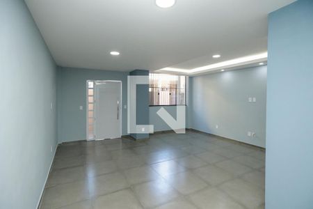Sala  de casa à venda com 2 quartos, 210m² em Todos Os Santos, Rio de Janeiro