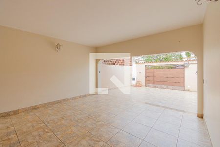 Casa à venda com 192m², 3 quartos e 5 vagas