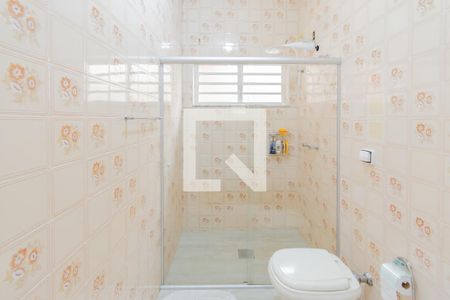 Casa à venda com 192m², 3 quartos e 5 vagas Casa à venda com 192m², 3 quartos e 5 vagasBanheiro da Suíte