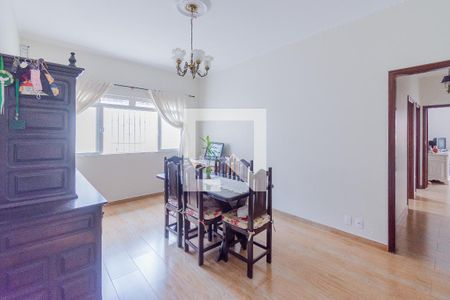 Casa à venda com 192m², 3 quartos e 5 vagas Casa à venda com 192m², 3 quartos e 5 vagasSala de Jantar