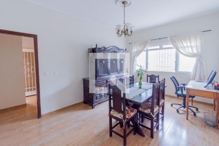 Casa à venda com 192m², 3 quartos e 5 vagas Casa à venda com 192m², 3 quartos e 5 vagasSala de Jantar