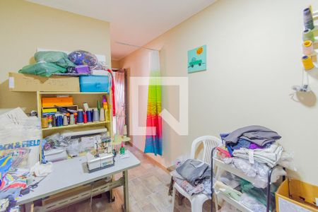 Casa à venda com 192m², 3 quartos e 5 vagas Casa à venda com 192m², 3 quartos e 5 vagasQuarto de Serviço