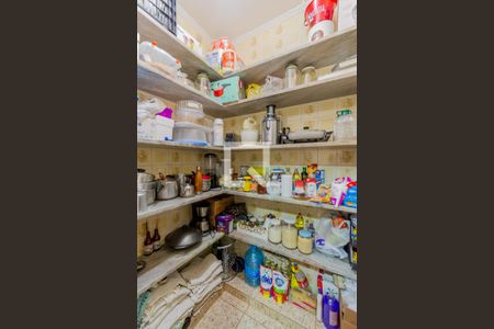 Casa à venda com 192m², 3 quartos e 5 vagas Casa à venda com 192m², 3 quartos e 5 vagasdispensa