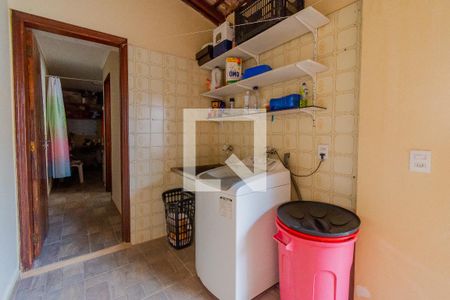 Casa à venda com 192m², 3 quartos e 5 vagas Casa à venda com 192m², 3 quartos e 5 vagasÁrea de ServiçoÁrea de Serviço