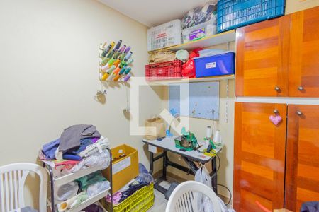 Casa à venda com 192m², 3 quartos e 5 vagas Casa à venda com 192m², 3 quartos e 5 vagasQuarto de Serviço