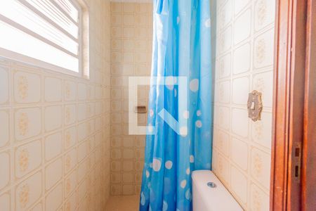 Casa à venda com 192m², 3 quartos e 5 vagas Casa à venda com 192m², 3 quartos e 5 vagasBanheiro de Serviço