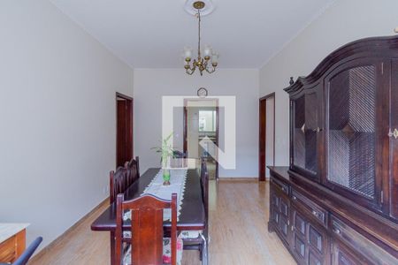 Casa à venda com 192m², 3 quartos e 5 vagas Casa à venda com 192m², 3 quartos e 5 vagasSala de Jantar