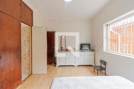 Casa à venda com 192m², 3 quartos e 5 vagas Casa à venda com 192m², 3 quartos e 5 vagasQuarto 3 - Suíte