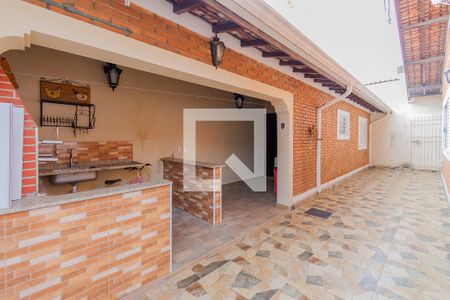 Casa à venda com 192m², 3 quartos e 5 vagas Casa à venda com 192m², 3 quartos e 5 vagasQuintal