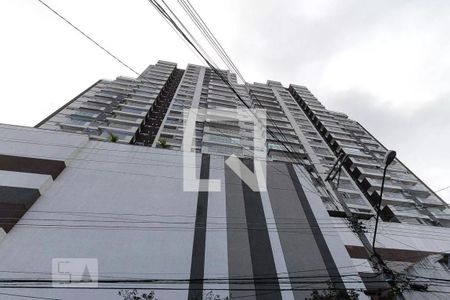 Apartamento à venda com 56m², 1 quarto e 1 vaga Apartamento à venda com 56m², 1 quarto e 1 vagaFachada