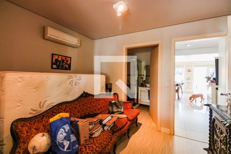 Casa de condomínio à venda com 375m², 5 quartos e 4 vagas Casa de condomínio à venda com 375m², 5 quartos e 4 vagasSuite 4