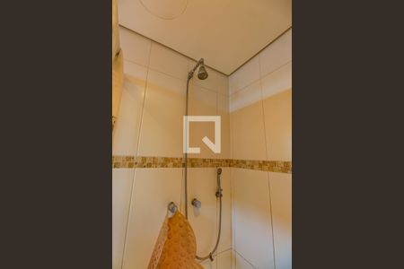 Casa de condomínio à venda com 375m², 5 quartos e 4 vagas Casa de condomínio à venda com 375m², 5 quartos e 4 vagasBanheiro da Suíte 2