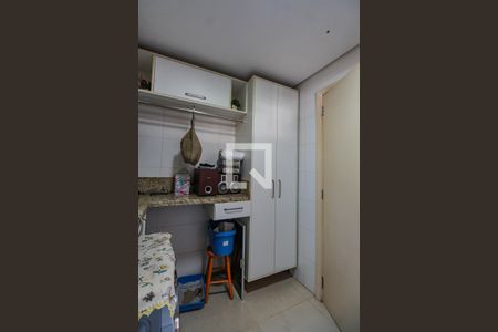 Casa de condomínio à venda com 375m², 5 quartos e 4 vagas Casa de condomínio à venda com 375m², 5 quartos e 4 vagasLavanderia