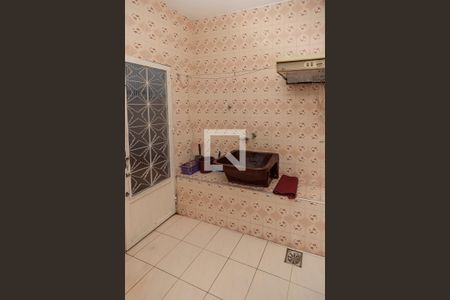 Apartamento à venda com 90m², 2 quartos e sem vaga Apartamento à venda com 90m², 2 quartos e sem vagaÁrea de Serviço