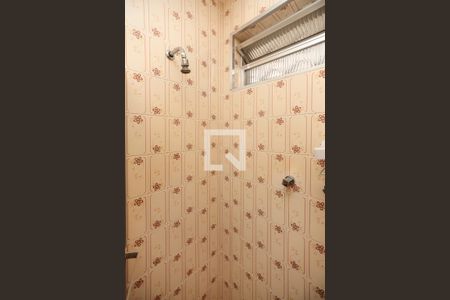 Apartamento à venda com 90m², 2 quartos e sem vaga Apartamento à venda com 90m², 2 quartos e sem vagaBanheiro