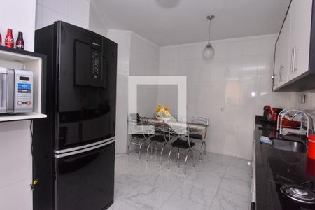 Casa para alugar com 120m², 3 quartos e 2 vagas Casa para alugar com 120m², 3 quartos e 2 vagasCozinha