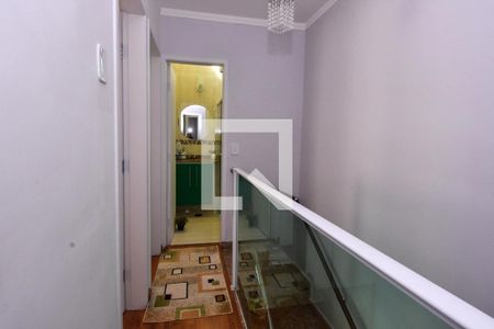 Casa para alugar com 120m², 3 quartos e 2 vagas Casa para alugar com 120m², 3 quartos e 2 vagasCorredor