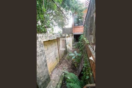 Casa à venda com 607m², 6 quartos e 6 vagas Casa à venda com 607m², 6 quartos e 6 vagasCanil