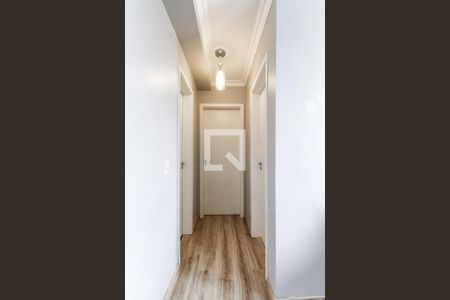 Corredor de apartamento para alugar com 2 quartos, 55m² em São Sebastião, Porto Alegre