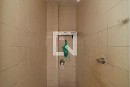 Apartamento à venda com 80m², 2 quartos e 1 vaga Apartamento à venda com 80m², 2 quartos e 1 vagaBanheiro de Serviço