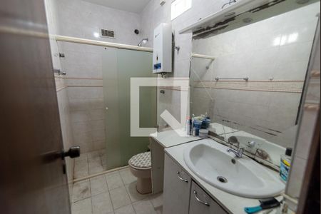 Apartamento à venda com 80m², 2 quartos e 1 vaga Apartamento à venda com 80m², 2 quartos e 1 vagaBanheiro