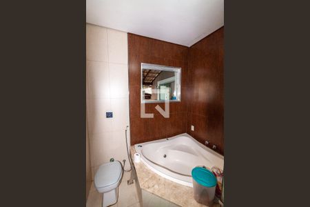 Casa à venda com 420m², 4 quartos e 5 vagassuíte 1