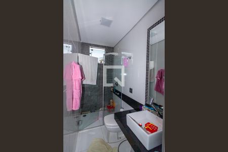 Casa à venda com 420m², 4 quartos e 5 vagassuíte 2