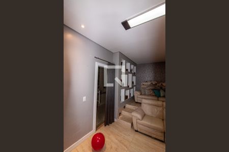 Casa à venda com 420m², 4 quartos e 5 vagasSala