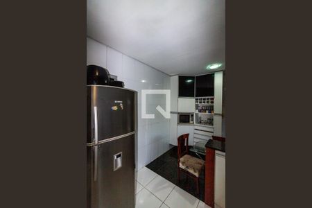 Casa à venda com 420m², 4 quartos e 5 vagascozinha