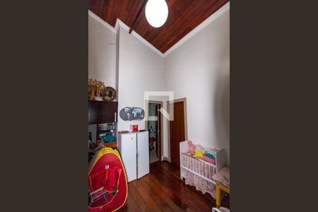 Casa à venda com 420m², 4 quartos e 5 vagassuíte 2