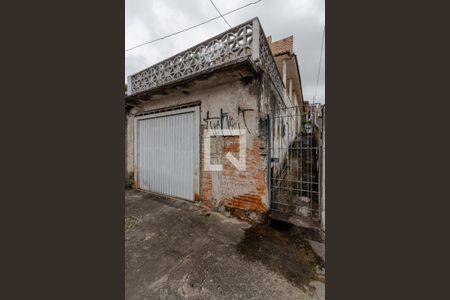 Casa à venda com 70m², 1 quarto e 1 vaga Casa à venda com 70m², 1 quarto e 1 vagaFachada