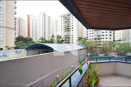 Apartamento à venda com 126m², 3 quartos e 2 vagasVaranda da Suíte