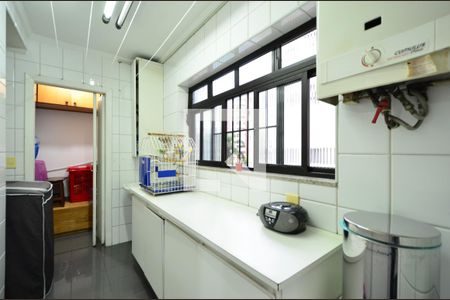 Apartamento à venda com 126m², 3 quartos e 2 vagasÁrea de Serviço